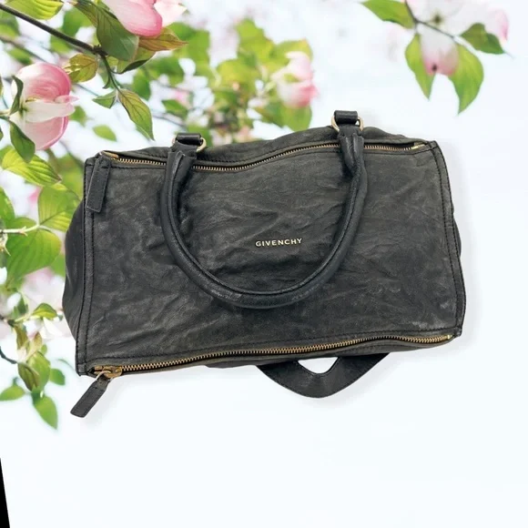 GIVENCHY Pandora Bag Distressed Leather Large - Picture 4 of 11
